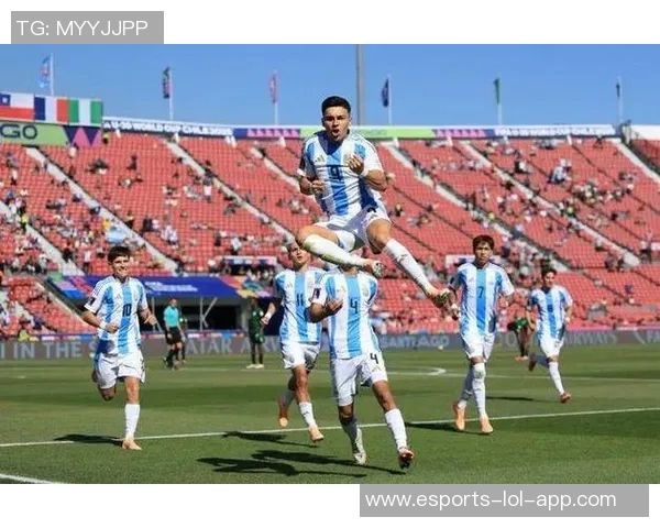 从足球球场到人生巅峰 这些球星如何超越运动界的限制