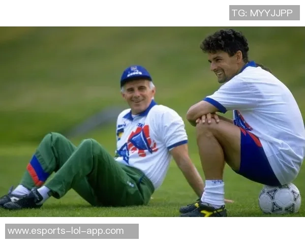 百大球星足球高清集锦 展现全球顶尖球员风采与荣耀